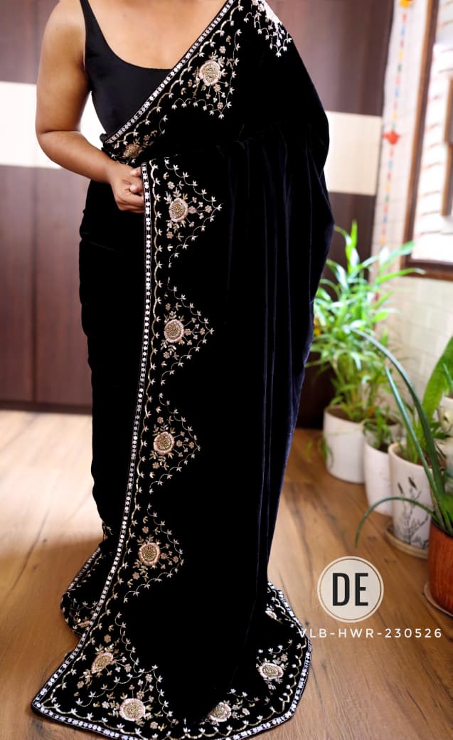 VLB-HWR-230526 | Midnight Black Velvet Saree with Antique Gold Zardosi & Floral Medallion Embroidery